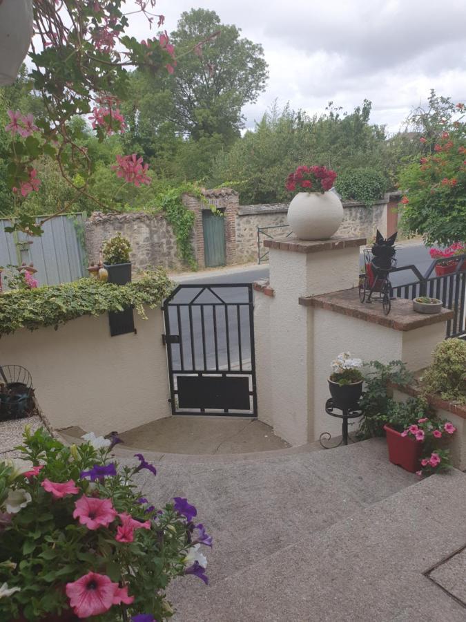 Sunset House Chambres De Hotes Magnac-Laval ภายนอก รูปภาพ