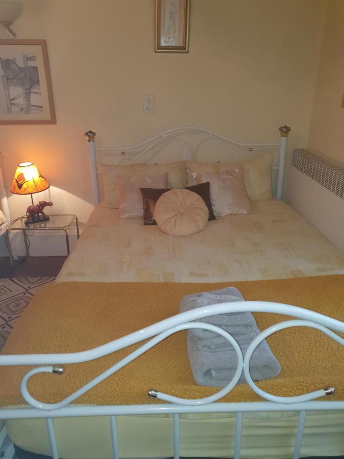 Sunset House Chambres De Hotes Magnac-Laval ภายนอก รูปภาพ
