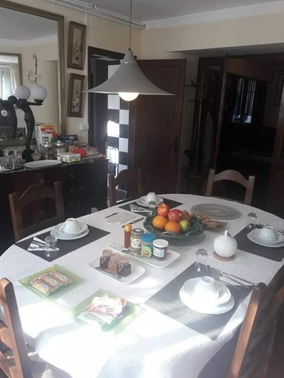 Sunset House Chambres De Hotes Magnac-Laval ภายนอก รูปภาพ