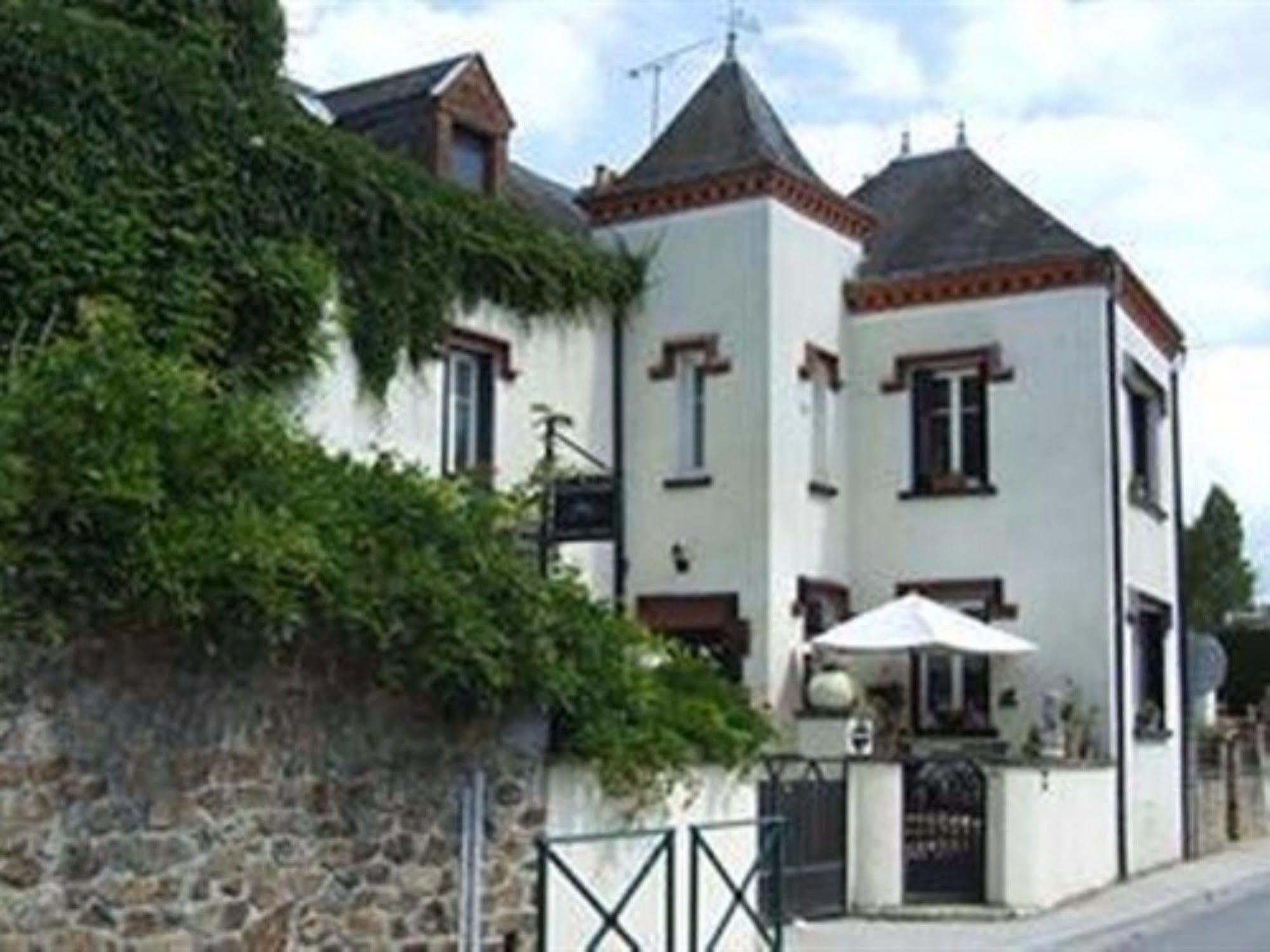 Sunset House Chambres De Hotes Magnac-Laval ภายนอก รูปภาพ